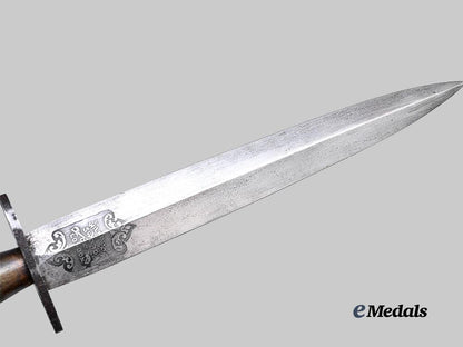 united_kingdom._a_type_i_i_i,_second_pattern_fairbairn_sykes_fighting_knife_e_medals__g_b8696_8