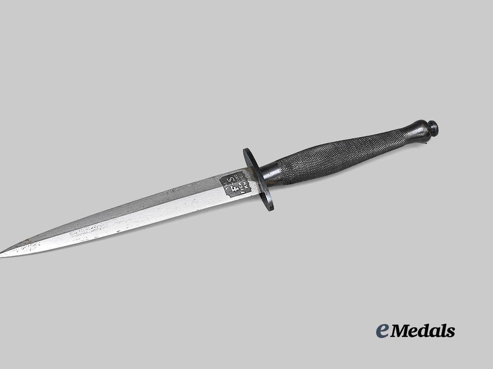 united_kingdom._a_fairbairn-_sykes_fighting_knife,_second_pattern,_by_wilkinson_sword_e_medals__g_b8699_4