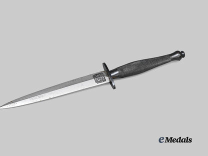 united_kingdom._a_fairbairn-_sykes_fighting_knife,_second_pattern,_by_wilkinson_sword_e_medals__g_b8699_4