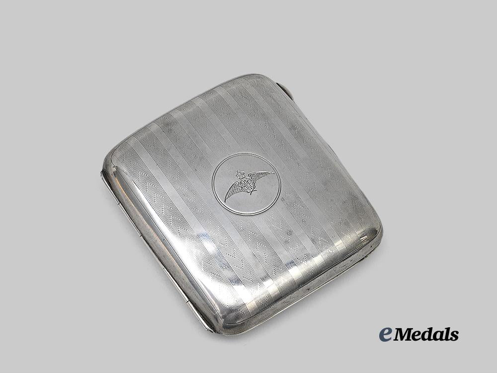 united_kingdom._a_silver_cigarette_case,_by_cooper_bros,1912_e_medals__g_b8702_2