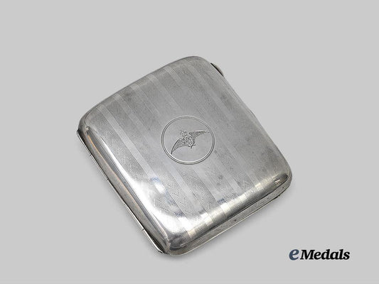 united_kingdom._a_silver_cigarette_case,_by_cooper_bros,1912_e_medals__g_b8702_2