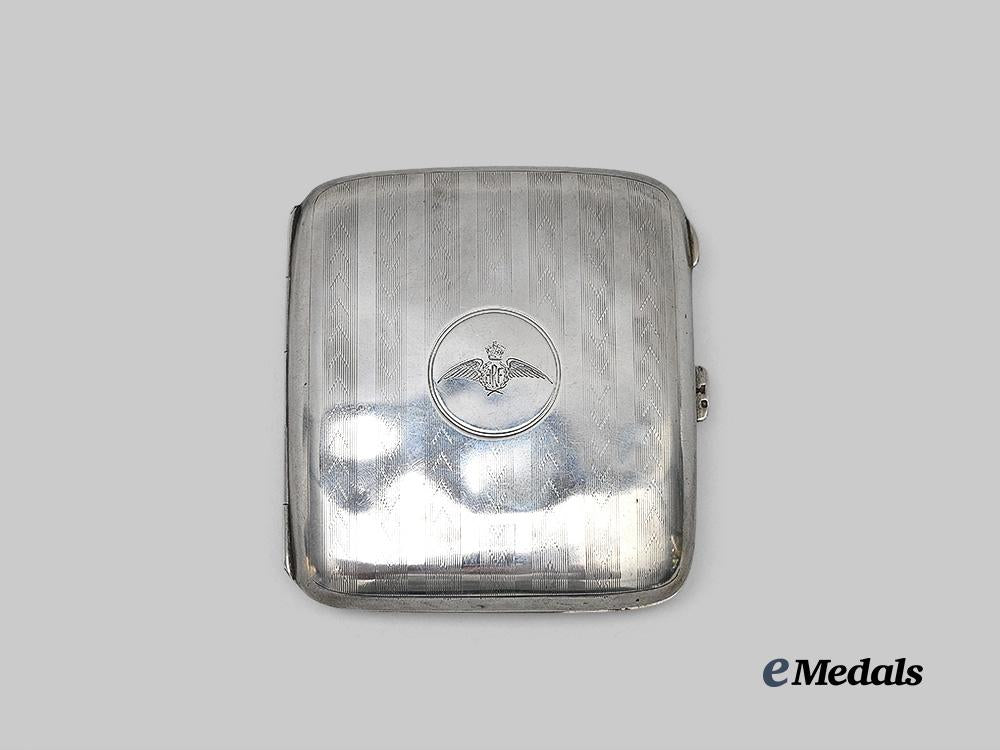 united_kingdom._a_silver_cigarette_case,_by_cooper_bros,1912_e_medals__g_b8702_3