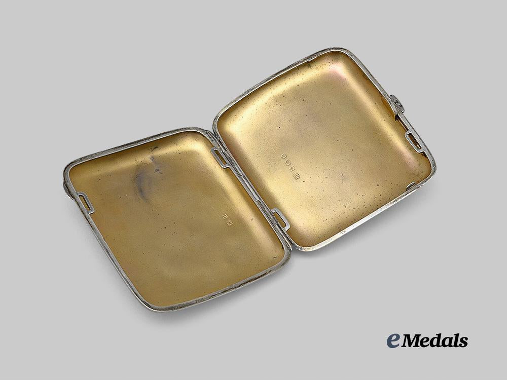 united_kingdom._a_silver_cigarette_case,_by_cooper_bros,1912_e_medals__g_b8702_4