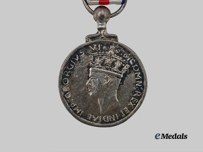 united_kingdom._a_king's_medal_for_courage,_with_miniature_e_medals__g_b8725_12