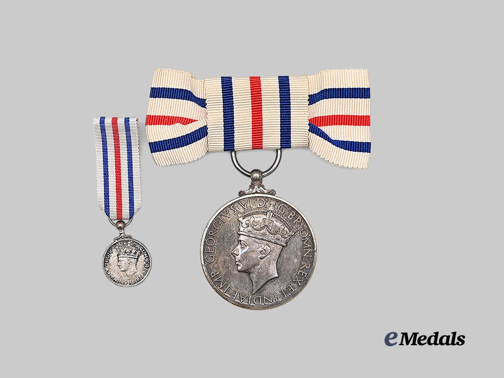 united_kingdom._a_king's_medal_for_courage,_with_miniature_e_medals__g_b8725_6