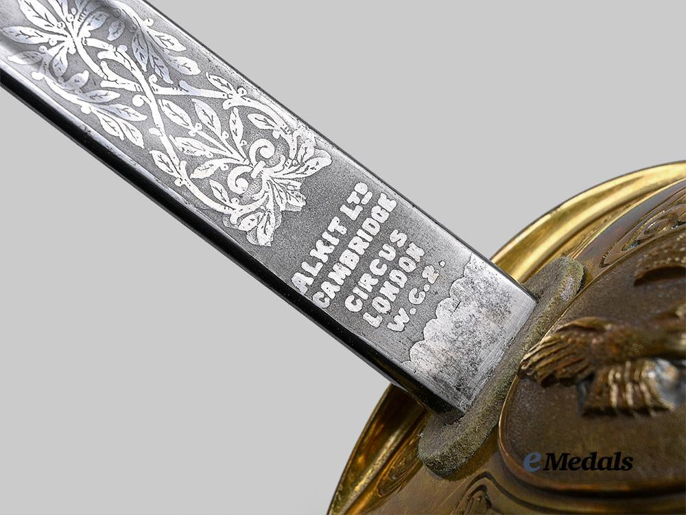 united_kingdom._a_george_v_royal_air_force_officer's_sword,_by_alkit_ltd,_c.1918_e_medals__g_b8752_8