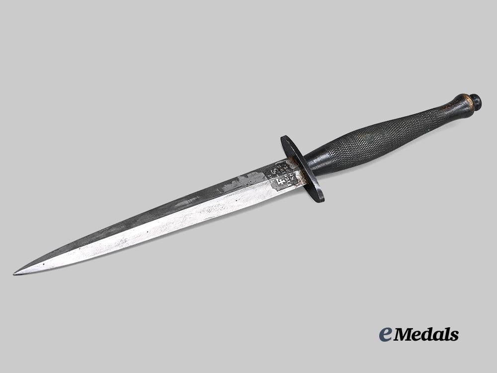 united_kingdom._a_fairbairn-_sykes_fighting_knife,_first_pattern,_by_wilkinson_sword_e_medals__g_b8756_6