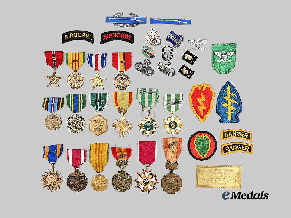 united_states._a_silver_star,_meritorious_service_and_legion_of_merit_vietnam_group_to_major_vaughn,25th_division_e_medals__m0041-344_12