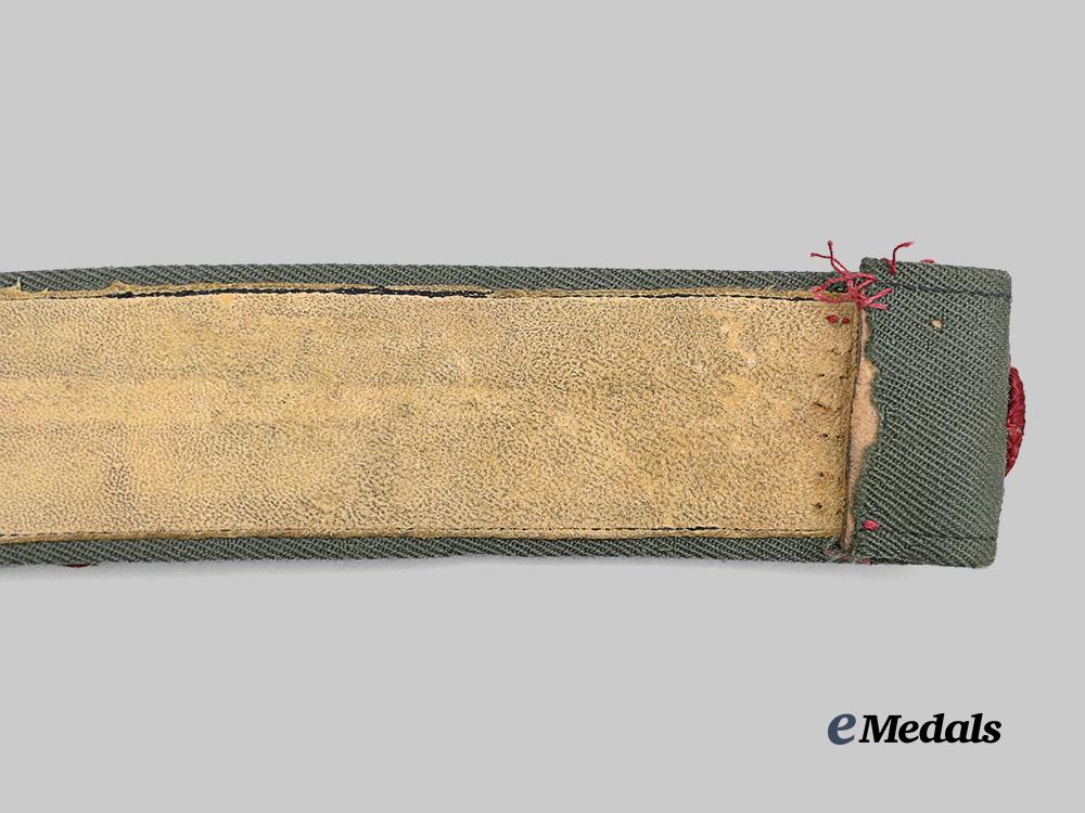 croatia,_independent_state._an_ustaše_officer’s_belt_e_medals__m0044-287_5