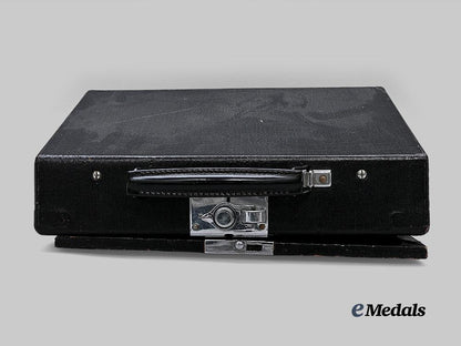 germany,_ss._a_rare_typewriter_belonging_to_ss-_obergruppenführer_karl_wolff,_mobile_model_with_case,_by_wanderer-_werke_e_medals__m0044-307_2
