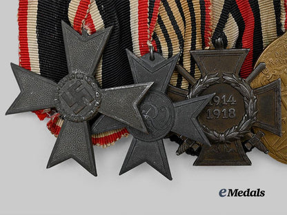 germany,_third_reich._a_medal_bar_for_first_and_second_world_war_service_e_medals__m0076-177_3