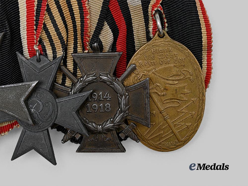 germany,_third_reich._a_medal_bar_for_first_and_second_world_war_service_e_medals__m0076-177_4