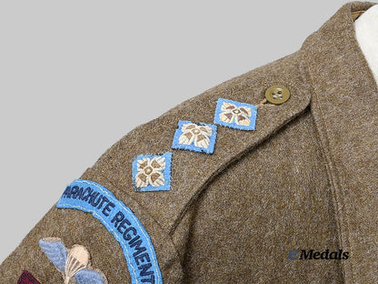 united_kingdom._a_parachute_regiment_lieutenant's_battle_dress_with_military_cross_bar,1944_e_medals__m0076-180_12