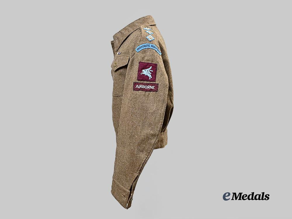 united_kingdom._a_parachute_regiment_lieutenant's_battle_dress_with_military_cross_bar,1944_e_medals__m0076-180_6