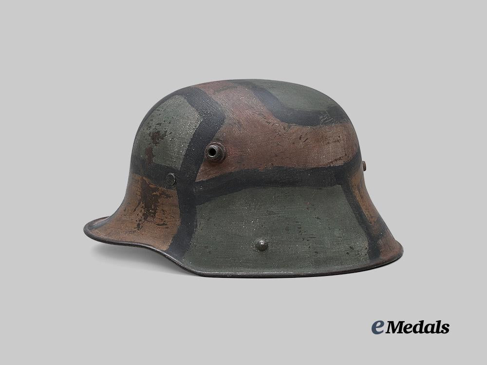 germany,_imperial._a_rare_m16_camouflage_stahlhelm,_by_richard_lindenberg_e_medals__m0125-57_5