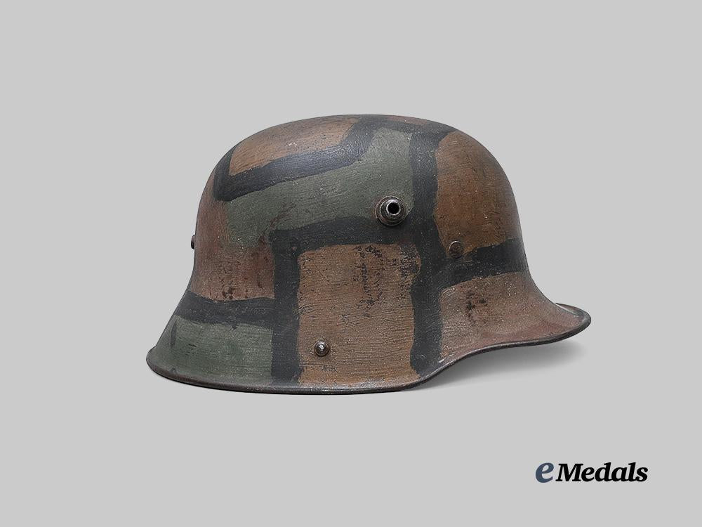 germany,_imperial._a_rare_m16_camouflage_stahlhelm,_by_richard_lindenberg_e_medals__m0125-57_6