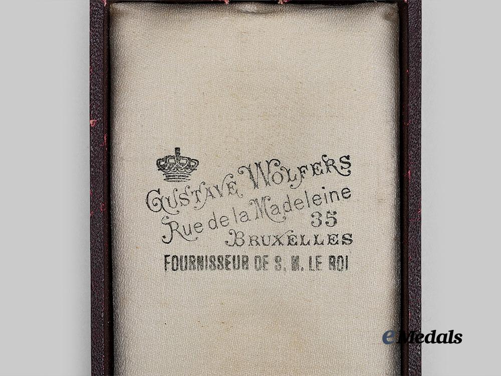 belgium,_kingdom._an_order_of_the_crown_and_an_order_of_leopold_i_i,_two_knights_e_medals__m0205-62_4