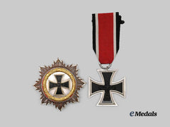 Germany, Federal Republic. A Pair of Awards for Combatants, 1957 Versions