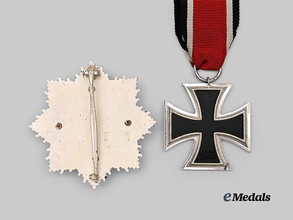 germany,_federal_republic._a_pair_of_awards_for_combatants,1957_versions_e_medals__m0216-20_5