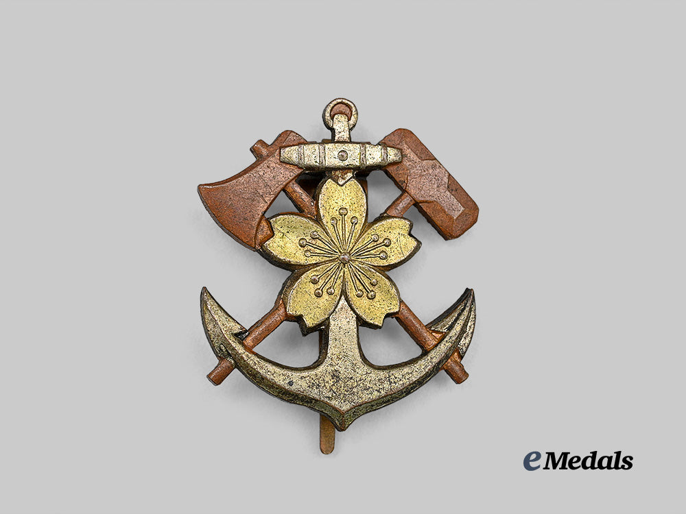 japan,_imperial._a_rare_second_war_naval_carpentry_proficiency_badge,_i_i_class_e_medals__m0332-132_2