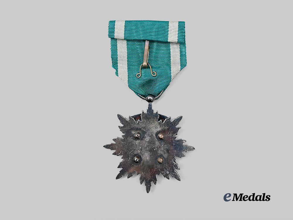 japan,_empire._an_order_of_the_golden_kite,_v_class_e_medals__m0332-55_4