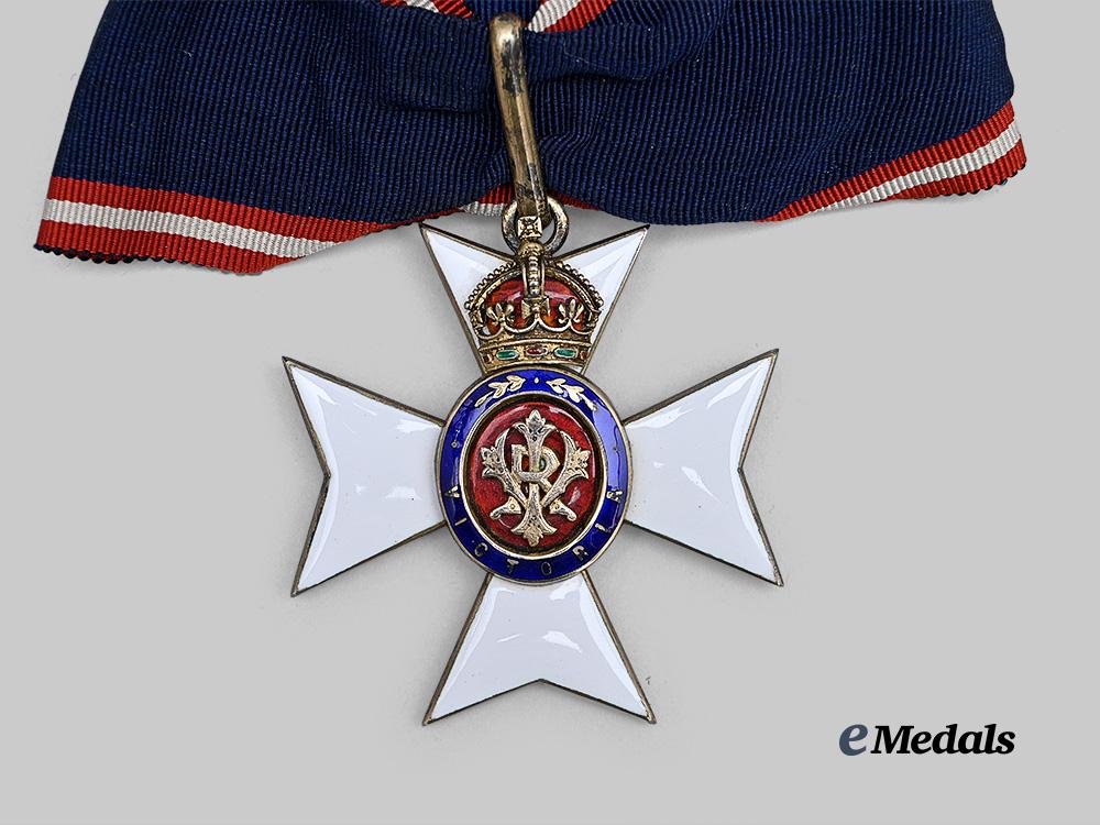 united_kingdom._the_royal_victorian_order,_knight_commander’s_set_e_medals__m0332-87_4
