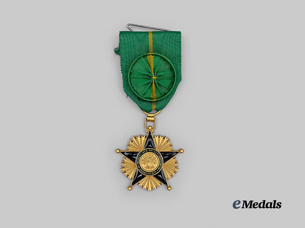 senegal,_republic._a_national_order_of_merit,_grand_officer_set_with_case_e_medals__m0332-90_6