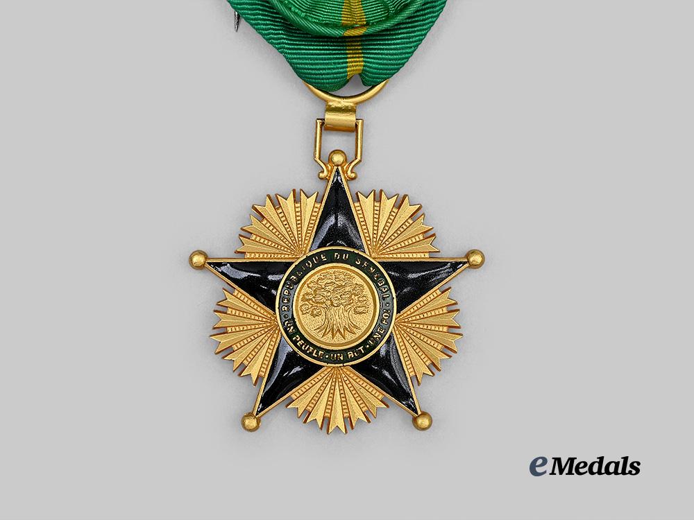senegal,_republic._a_national_order_of_merit,_grand_officer_set_with_case_e_medals__m0332-90_7