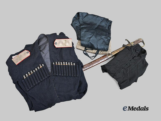 russia,_imperial._a_cossack_guards_regiment_officer’s_uniform,_with_sword_e_medals__m0367-75_1