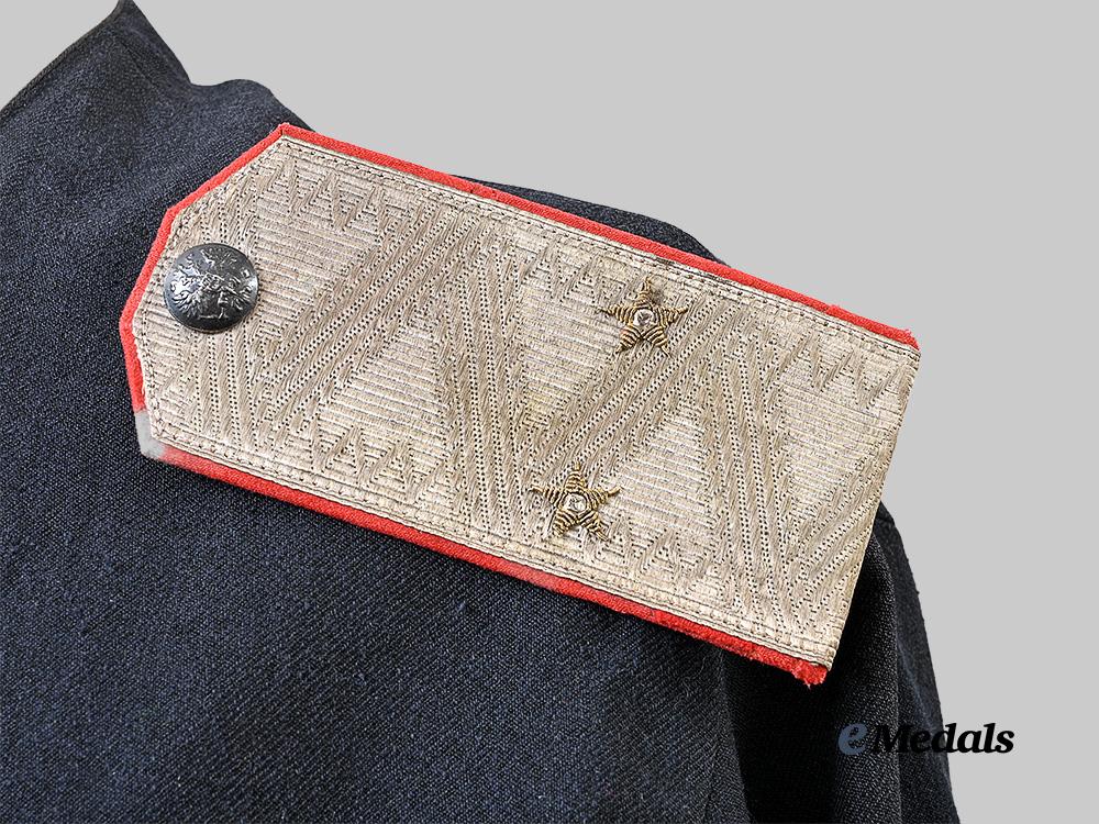 russia,_imperial._a_cossack_guards_regiment_officer’s_uniform,_with_sword_e_medals__m0367-75_23