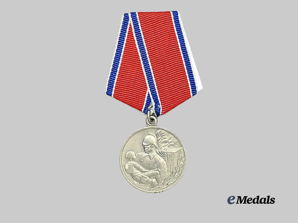 russia,_soviet_union._a_medal_for_courage_in_a_fire,_with_award_card,_mint_and_unissued_set_e_medals__m0367-81_5