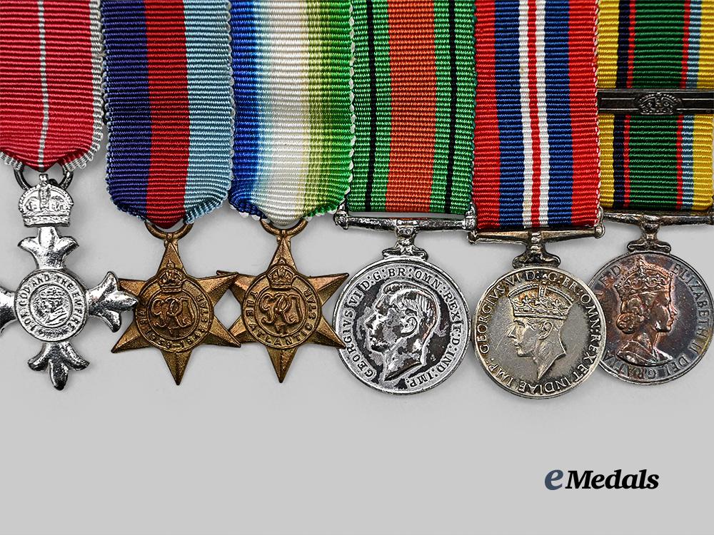 united_kingdom,_canada._a_miniature_medalbar_and_nine_miniature_orders_e_medals__m0385-599_3