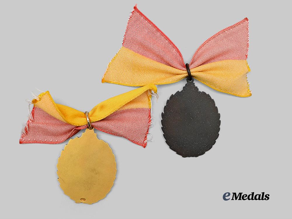 canada._a_lot_of91st_highlander’s_athletic_association_items,_c.1951_e_medals__m0385-601_7