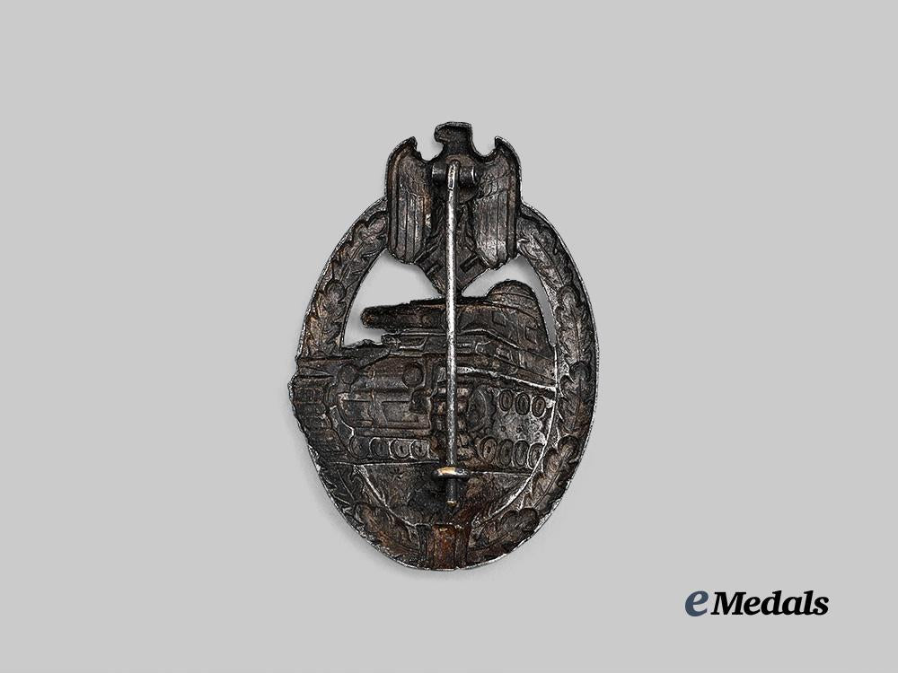 germany,_wehrmacht._a_panzer_assault_badge,_silver_grade,_late-_war_type_e_by_wilhelm_deumer_e_medals__m0405-105_3