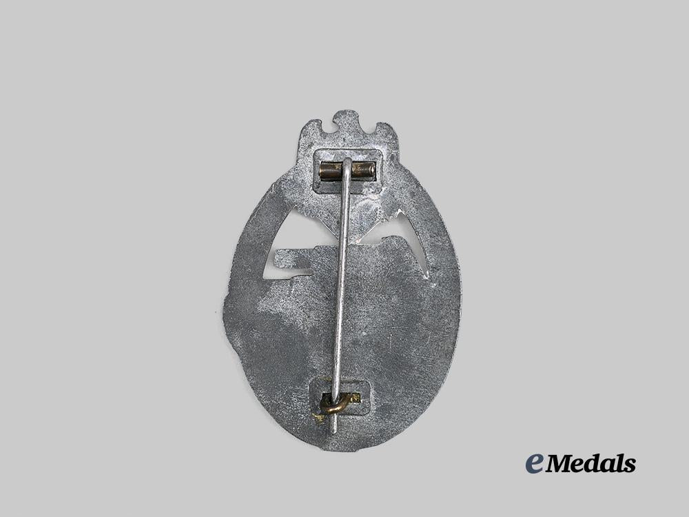 germany,_wehrmacht._a_panzer_assault_badge,_silver_grade,_pillow_crimp_maker_e_medals__m0405-106_3