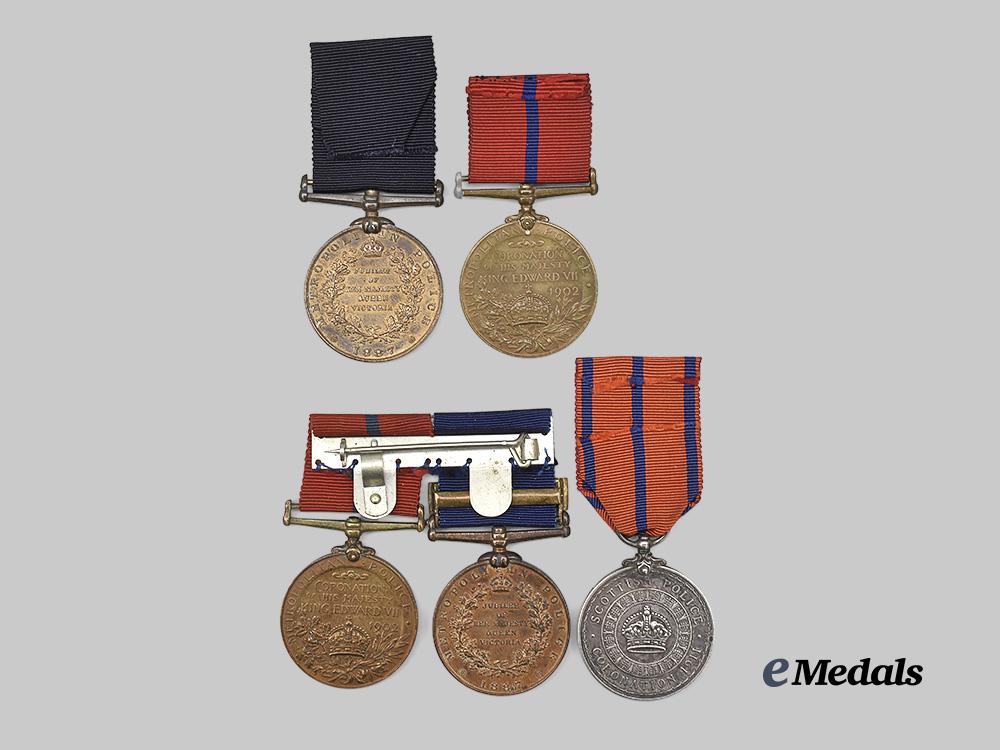 united_kingdom._a_lot_of_police_coronation_medals_e_medals__m0415-14_5