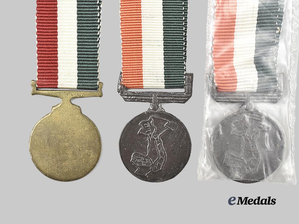 canada,_commonwealth._three_miniature_peace_medals,_c.1972_e_medals__m0415-15_6