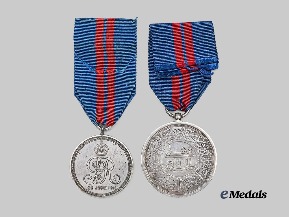 united_kingdom._two_george_v_coronation_medals_e_medals__m0415-16_4