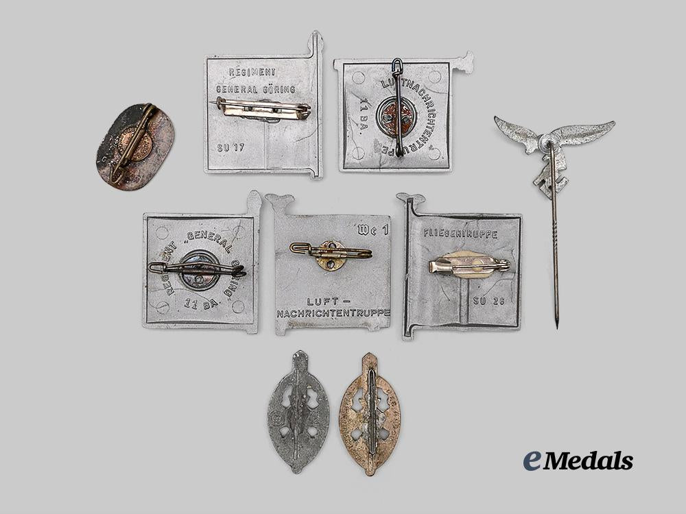 germany,_third_reich._a_mixed_lot_of_badges_e_medals__m0432-197_3