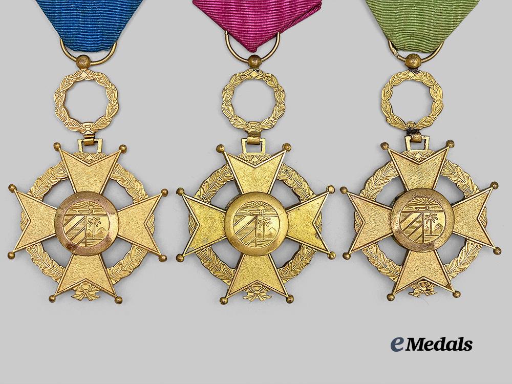 cuba,_republic._a_group_of_three_orders_of_naval_or_military_merit_e_medals__m0440-11_5