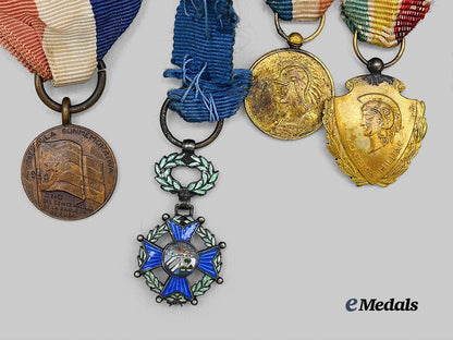 cuba,_republic._a_group_of_one_miniature_medal_bar_and_six_miniature_decorations_e_medals__m0440-12_3
