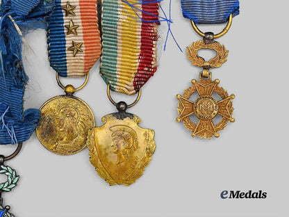 cuba,_republic._a_group_of_one_miniature_medal_bar_and_six_miniature_decorations_e_medals__m0440-12_4