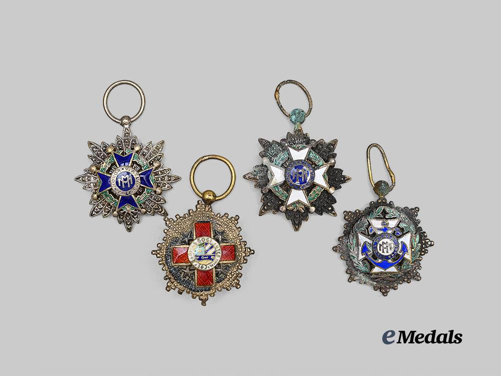 cuba,_republic._a_group_of_four_miniature_orders_e_medals__m0440-14_2
