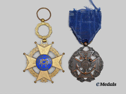 cuba,_republic._a_pair_of_naval_and_military_merit_decorations_e_medals__m0440-18_2
