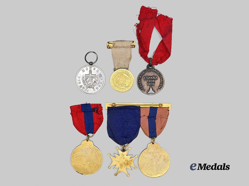 cuba,_republic._a_group_of_armed_forces,_police,_fire_department,_and_civic_decorations_e_medals__m0440-22_5