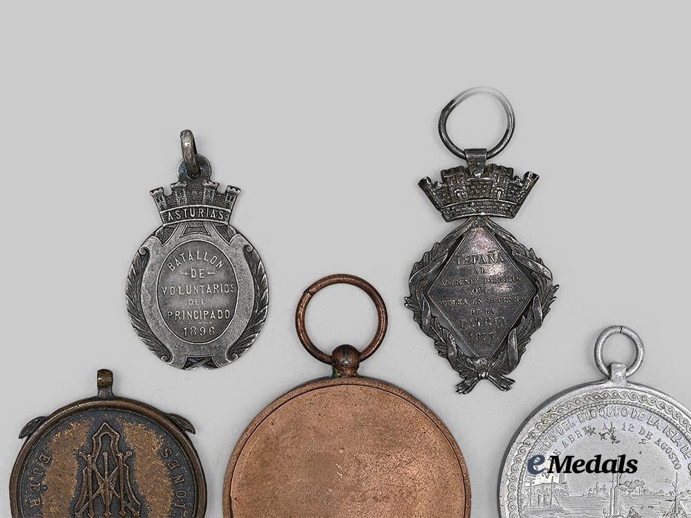 spain._a_group_of_five_spanish_campaign_and_colonial_medals_e_medals__m0440-23_7