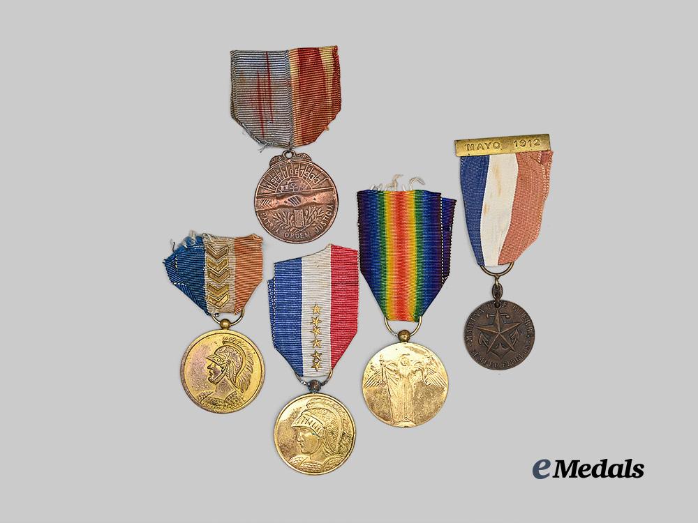 cuba,_republic._a_group_of_five_service_and_campaign_medals_e_medals__m0440-31_2