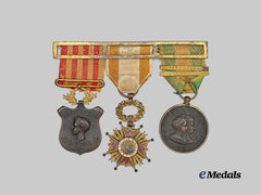 Spain, Kingdom. A Spanish Colonial Philippine Revolution Medal Bar