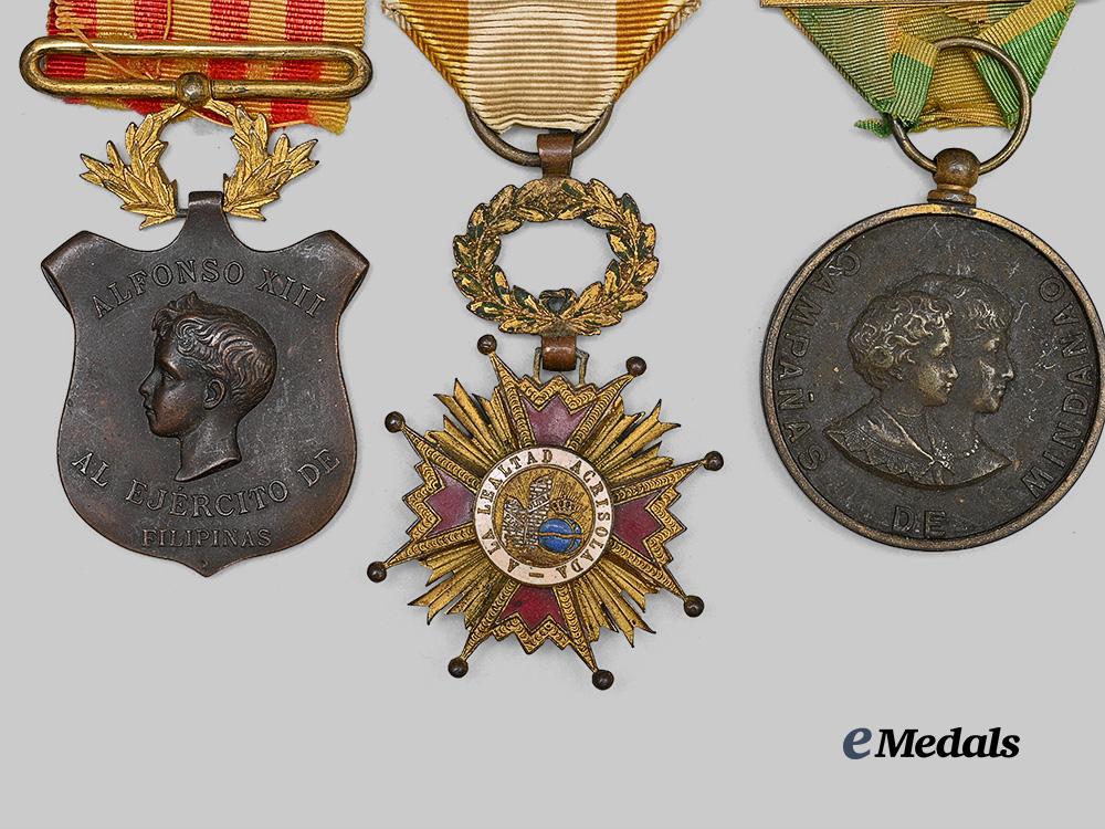 spain,_kingdom._a_spanish_colonial_philippine_revolution_medal_bar_e_medals__m0440-35_3