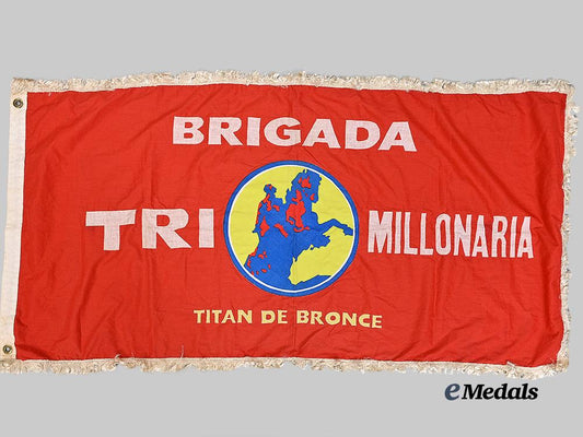 cuba,_republic._a“_brigada_t_r_i_millonaria_titán_de_bronce”_revolutionary_banner_e_medals__m0440-42_2